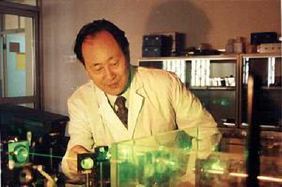 全屏顯示專題章節(jié) 探索自然科學(xué)研究和試驗發(fā)展的前沿